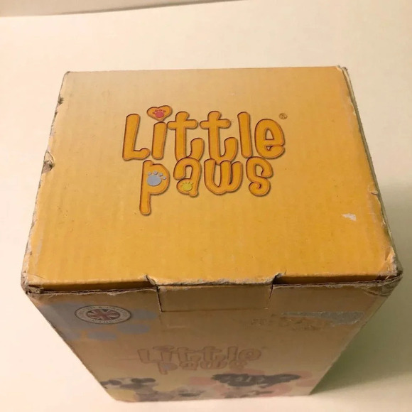 Little Paws Malcolm  Polar Bear With Fish Resin Figurine Statue Arora - Picture 12 of 15